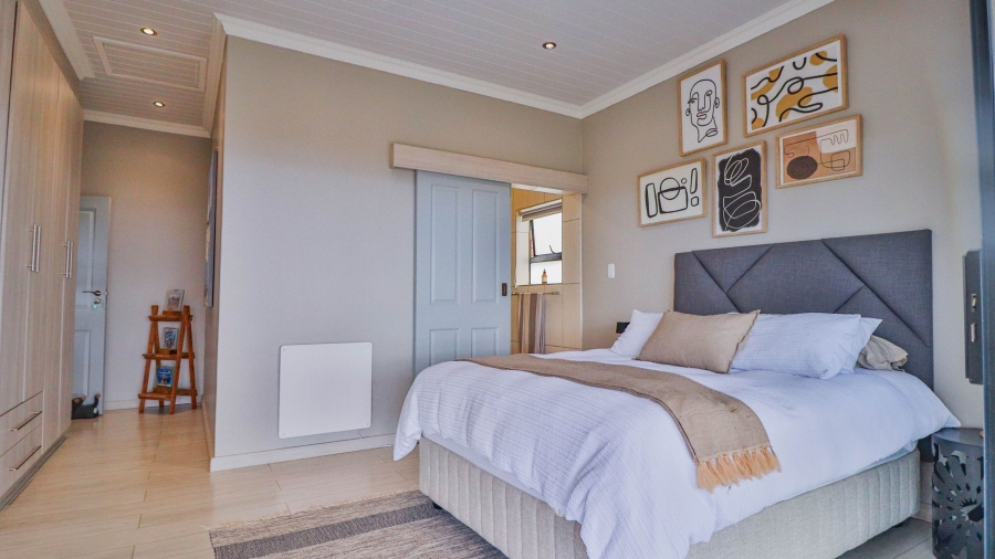 4 Bedroom Property for Sale in Dana Bay Western Cape